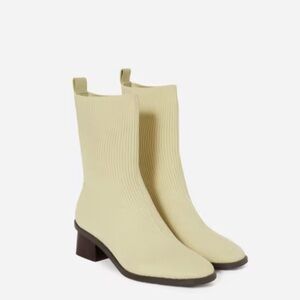Everlane NEW The High-Ankle Glove Boot High weather boots yellow in ReKnit NIB 7